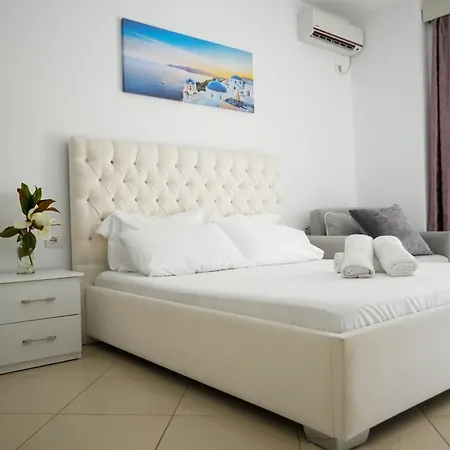 Agelsi Apartment *